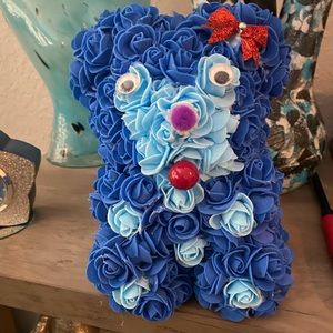Blueberry rosebud bear